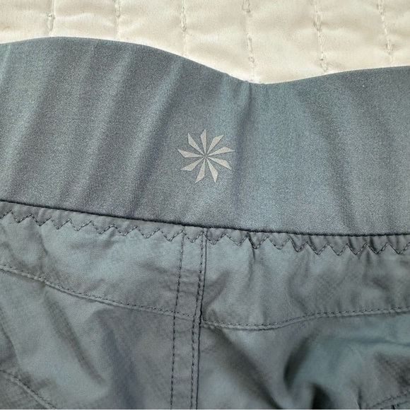 Athleta Go To Distance Shorts Grey Elastic Waist Zip Back Pocket Stretch - Picture 11 of 14